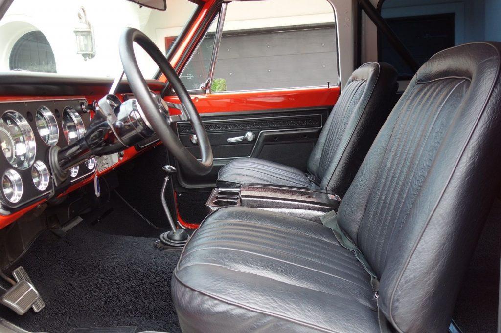 lifted offroad 1972 Chevrolet Blazer restored
