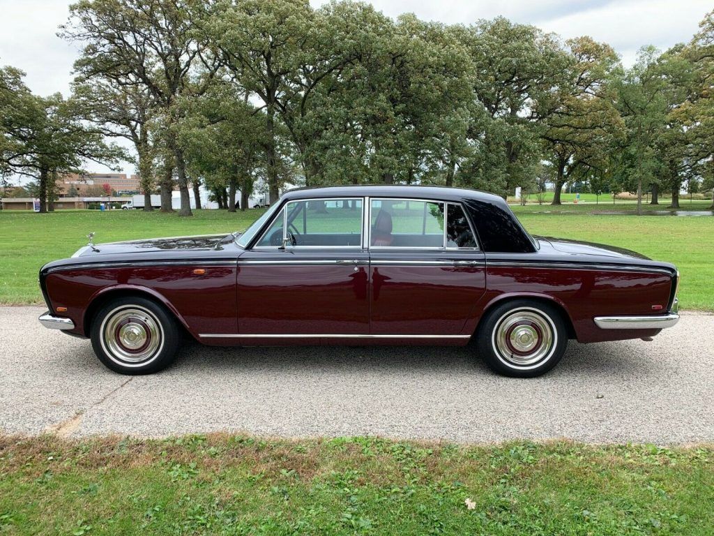 1969 Rolls Royce Silver Shadow Restored to Rolls Royce show Standard