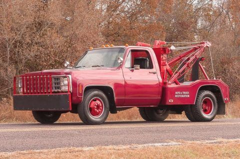 1980 GMC 3500 1-ton truck with Holmes 480 Dual Line Tow Chassis for sale