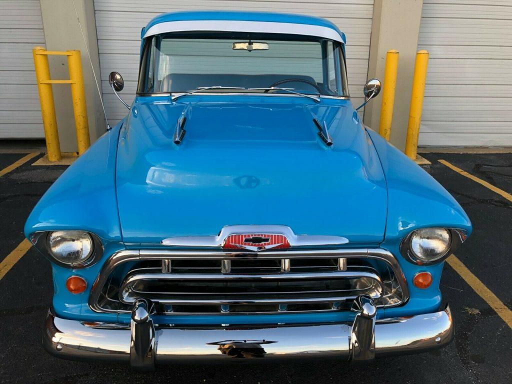 1957 Chevrolet Apache Cameo Fleetside – Nicely restored