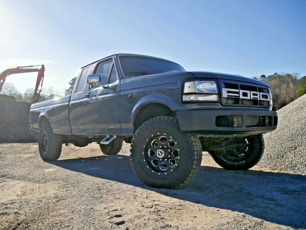 1997 Ford F-250 XL 7.3 Powerstroke Restored with nice mods