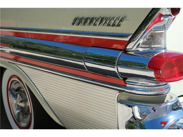 1957 Pontiac Bonneville – Fuel Injected Collector Grade Restoration