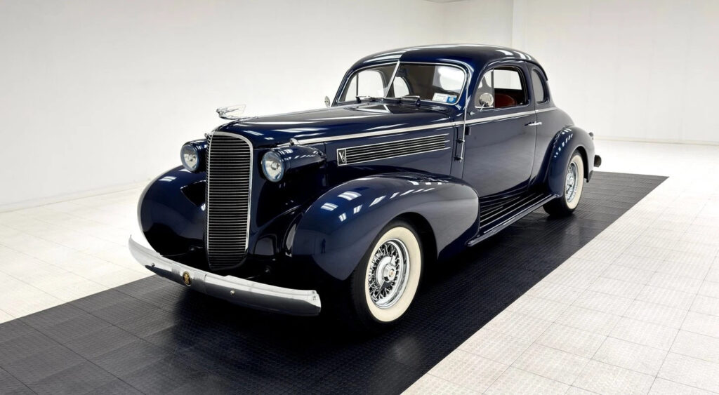 1937 Cadillac Series 60 Sport Coupe