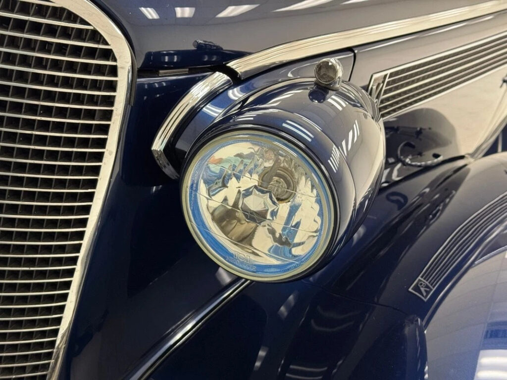 1937 Cadillac Series 60 Sport Coupe